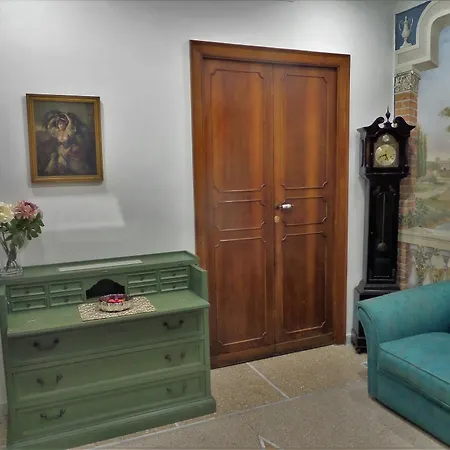 325 Ai Fori Pensionat 2*