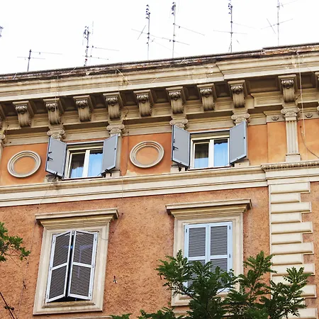 Raphael 3* Rome