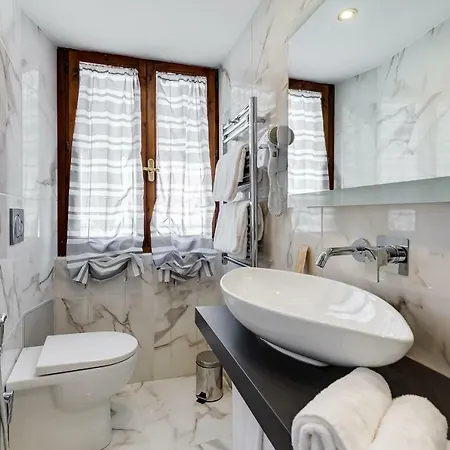 Trevi Private By Premium Collection Affittacamere