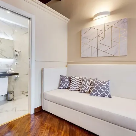 Trevi Private By Premium Collection Guest house