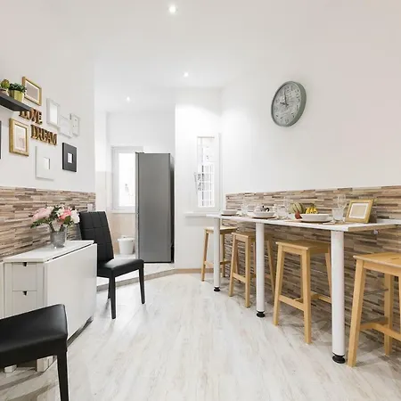 Stars Luxury 1 Apartment