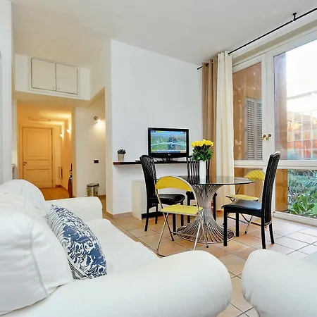 Apartment Unique Spanish Steps