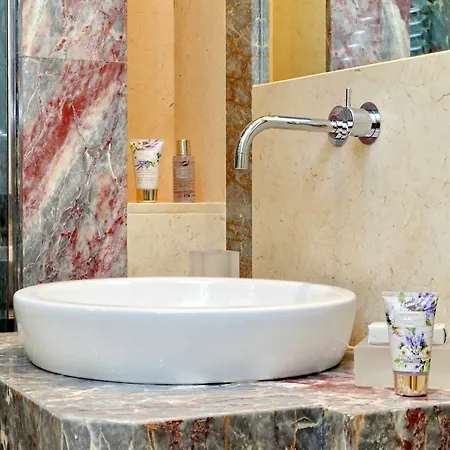 Apartment Unique Spanish Steps