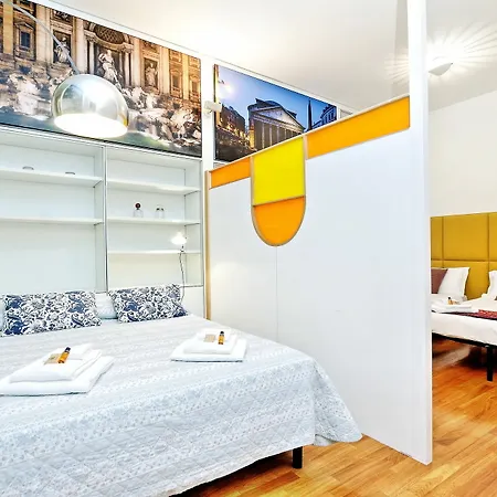 Unique Spanish Steps Apartment Rome