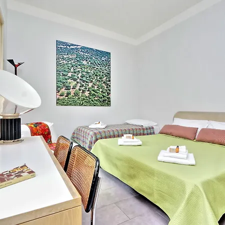 Unique Spanish Steps Apartment Rome
