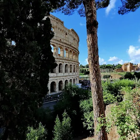 Гостевой дом Floor Colosseo 3*