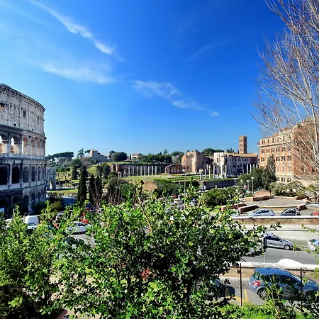 Floor Colosseo Гостевой дом 3*