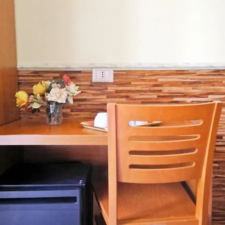 Cristina Guest house 3*