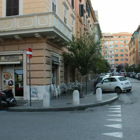 Pensión Mr. Charlie Brown Roma