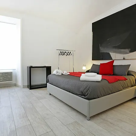 Houspitality Nero