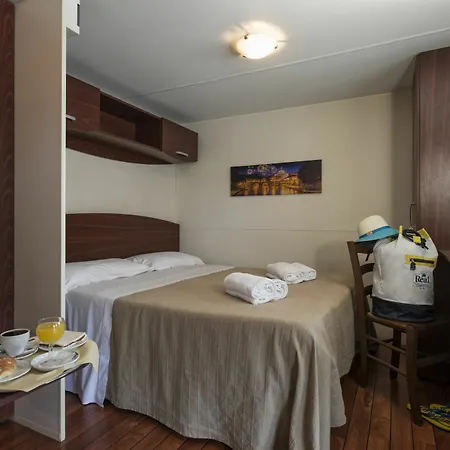 Real Village Parco vacanze 2*