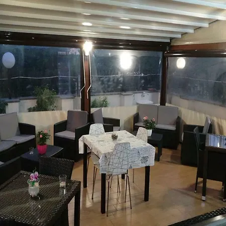 Eroom42