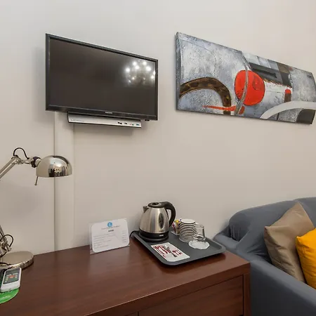 Eroom42 3* Rome