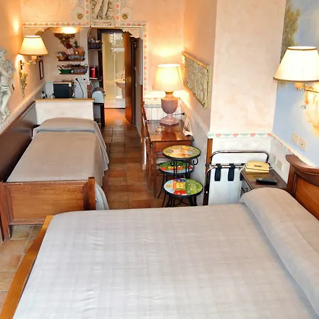 Barrett 3* Roma