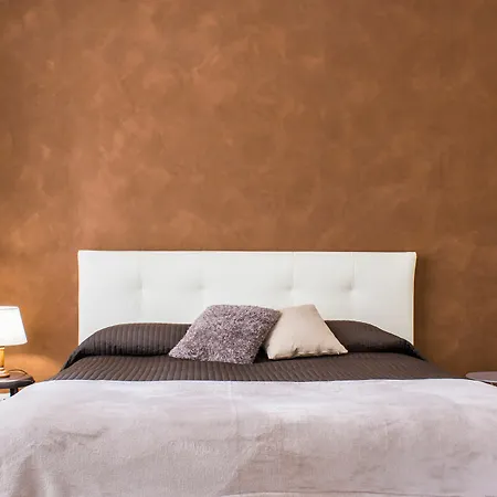 Sant Onofrio Apartment