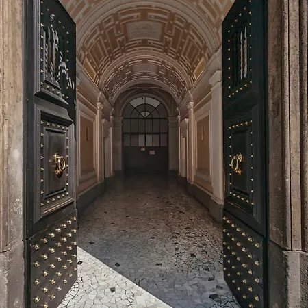 Domus Napoleone Guest house Rome