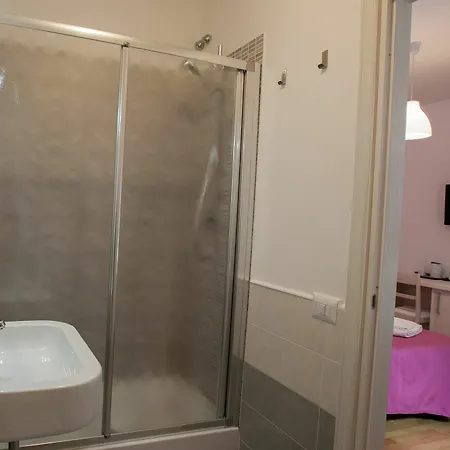 Momenti Romani Bed & Breakfast Rome