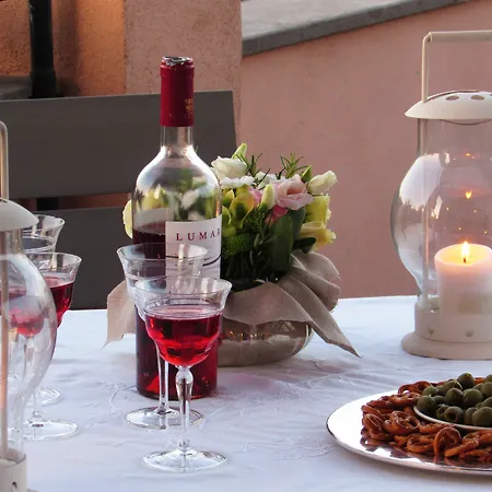 Sant Onofrio Apartment *