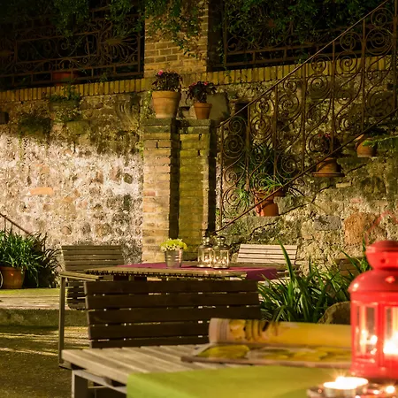 Sant Onofrio Apartment *