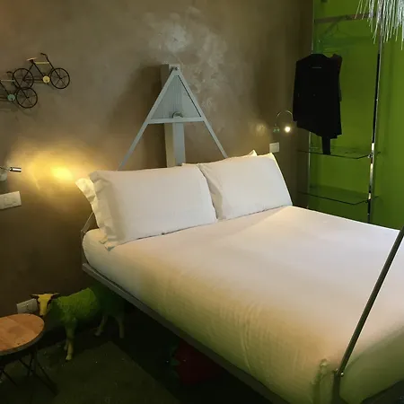 Irooms Station 4*