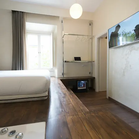 Affittacamere Irooms Station 4*