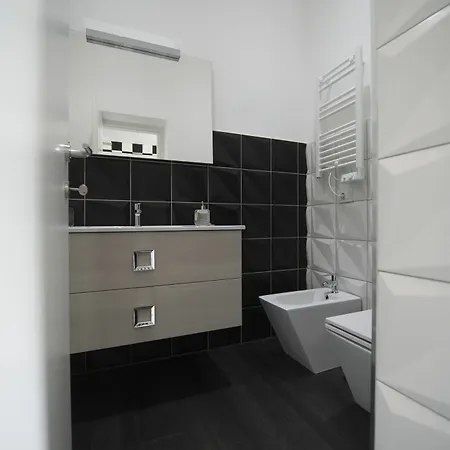 Irooms Station 4*