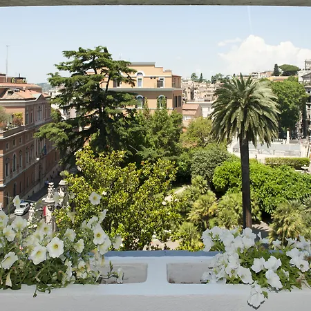 Terrazza Marco Antonio Luxury 4* Roma