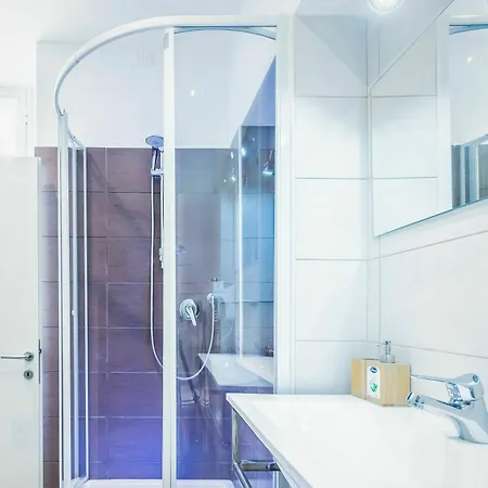 Bed & Breakfast Domus Alberti 2*