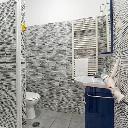 Beb Domus Arbenzio San Giovanni Oda ve Kahvaltı *