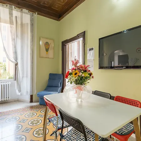 Oda ve Kahvaltı Beb Domus Arbenzio San Giovanni Roma