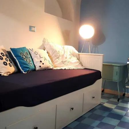 Bed And Colors *