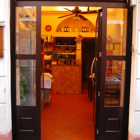 Relais Indipendenza Affittacamere 3*
