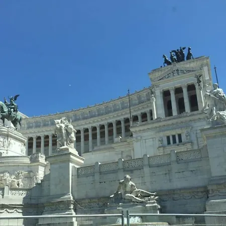 Castello Maggiore Guest house Rome