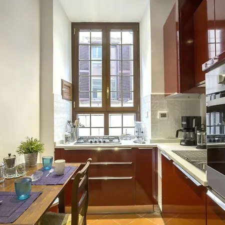 Gianicolo's Hill Apartment *