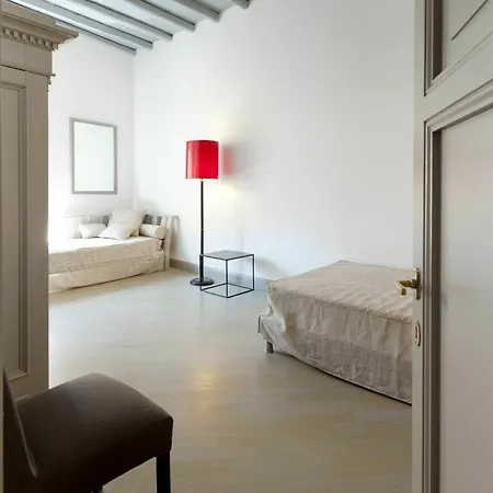 Apartment Habitat's Pantheon Rome