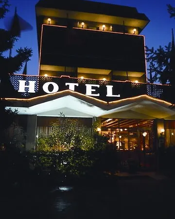 Hotel Pinewood Roma