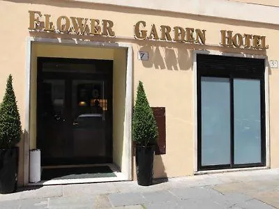 Otel Flower Garden
