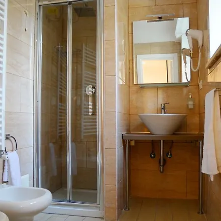 Il Faro Gianicolense Bed & Breakfast 2*