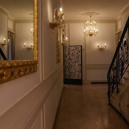 Relais Bocca Di Leone Guest house