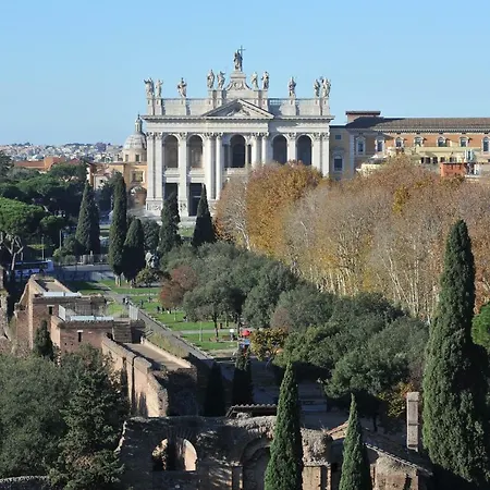 Bed & Breakfast Domus Sessoriana 3*