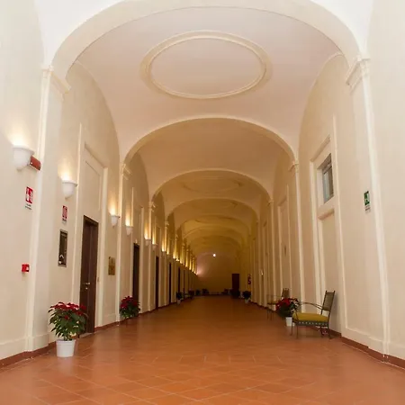 Nocleg ze śniadaniem Domus Sessoriana 3*