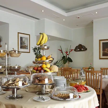 Ponte Sisto Hotel 4*
