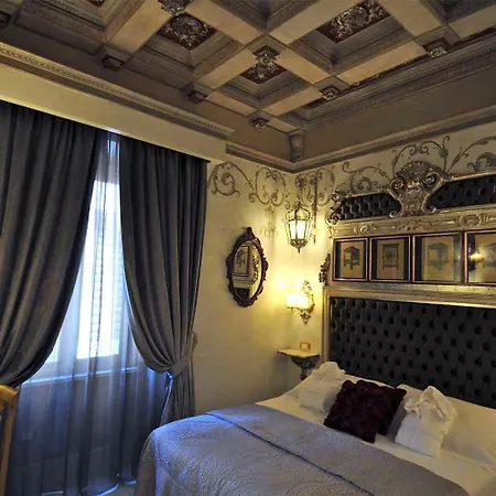 Romanico Palace Luxury & Hotel