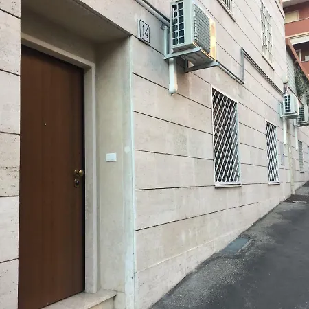 Bed & Breakfast Il Faro Gianicolense Roma