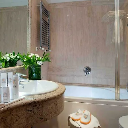 Pinewood Hotel Roma