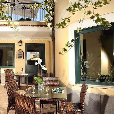 Hotel Alessandrino
