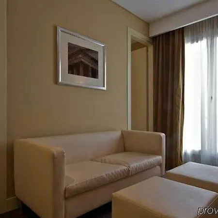 Saint John Hotel 4*