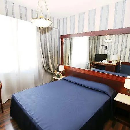 Regent 4* Roma