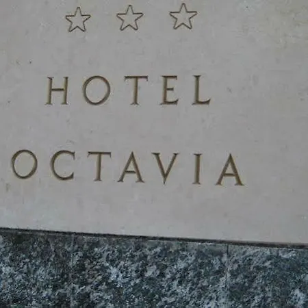 Octavia Hotel