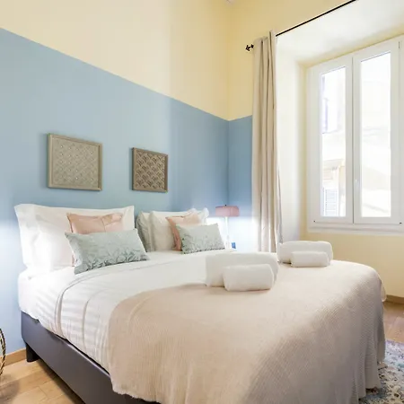 Sweet - Pantheon Apartment